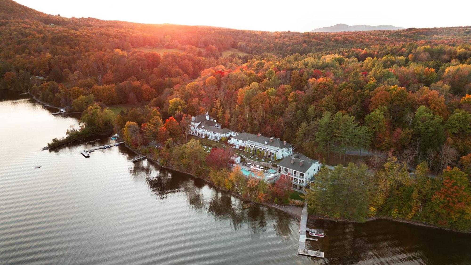 Manoir Hovey, Relais & Chateaux Норт-Хэтли Экстерьер фото