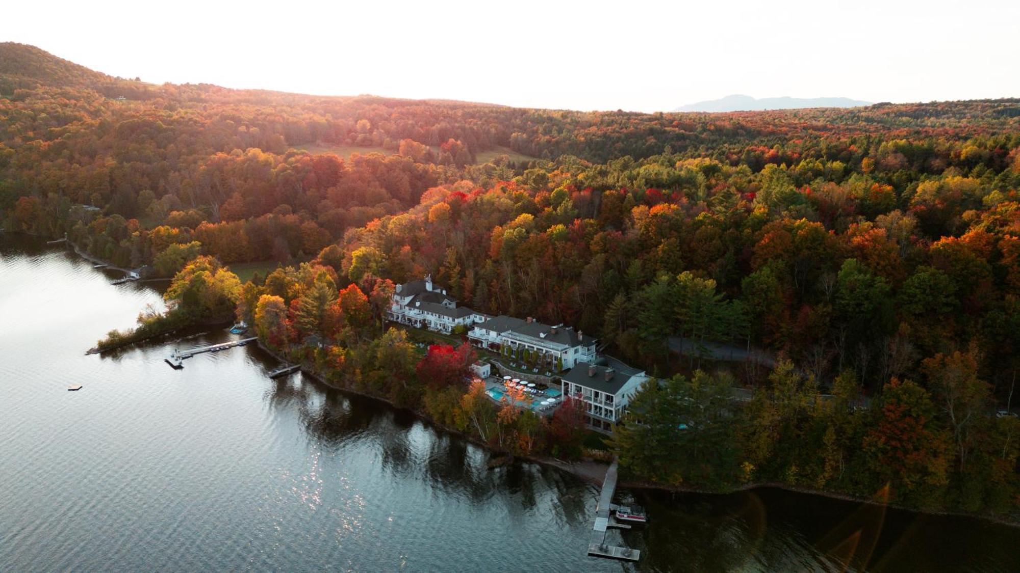 Manoir Hovey, Relais & Chateaux Норт-Хэтли Экстерьер фото